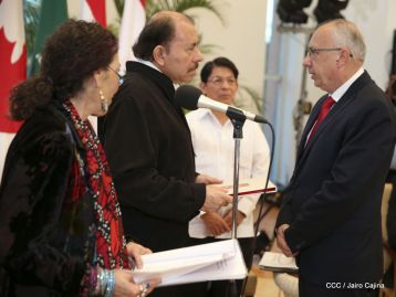 Embajadores presentan credenciales en una Nicaragua que quiere paz