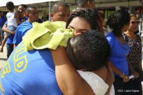 Presos reciben perdón presidencial de convivencia familiar en el día del Amor y la Amistad