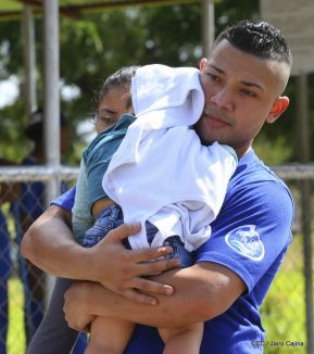 Presos reciben perdón presidencial de convivencia familiar en el día del Amor y la Amistad