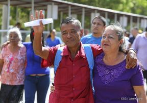 Presos reciben perdón presidencial de convivencia familiar en el día del Amor y la Amistad