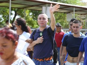 Presos reciben perdón presidencial de convivencia familiar en el día del Amor y la Amistad