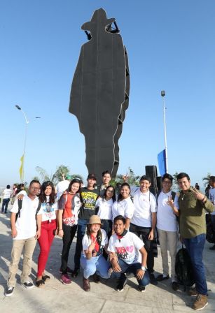 ¡Qué viva el ejemplo de dignidad y valentía de Augusto Nicolás C. Sandino!