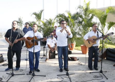 ¡Qué viva el ejemplo de dignidad y valentía de Augusto Nicolás C. Sandino!