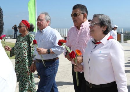 ¡Qué viva el ejemplo de dignidad y valentía de Augusto Nicolás C. Sandino!