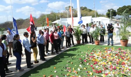 ¡Qué viva el ejemplo de dignidad y valentía de Augusto Nicolás C. Sandino!