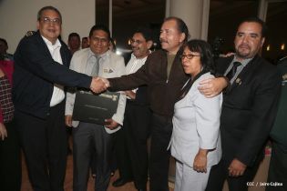 Daniel clausura IX Curso Anual en Defensa y Seguridad del Ejército