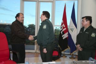 Daniel clausura IX Curso Anual en Defensa y Seguridad del Ejército