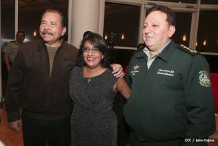 Daniel clausura IX Curso Anual en Defensa y Seguridad del Ejército