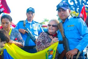 Comandante Eterno de la Patria Grande, el Hombre, el Ser Humano del Amor Gigante, Hugo Chávez Frías