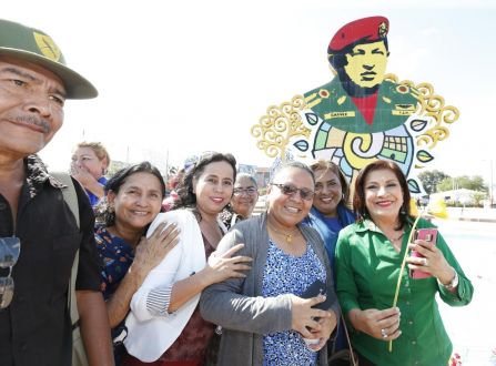 Comandante Eterno de la Patria Grande, el Hombre, el Ser Humano del Amor Gigante, Hugo Chávez Frías