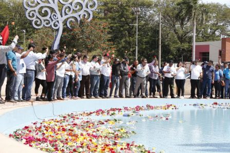 Comandante Eterno de la Patria Grande, el Hombre, el Ser Humano del Amor Gigante, Hugo Chávez Frías