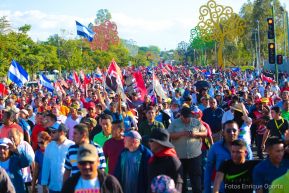 Comandante Eterno de la Patria Grande, el Hombre, el Ser Humano del Amor Gigante, Hugo Chávez Frías