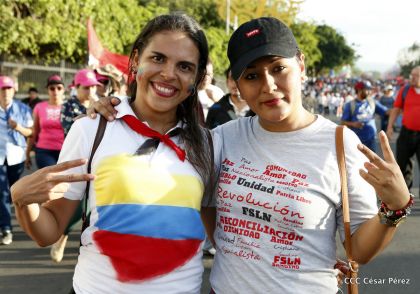 Comandante Eterno de la Patria Grande, el Hombre, el Ser Humano del Amor Gigante, Hugo Chávez Frías