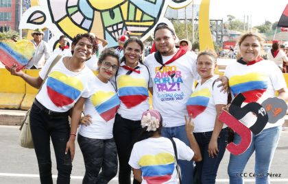 Comandante Eterno de la Patria Grande, el Hombre, el Ser Humano del Amor Gigante, Hugo Chávez Frías