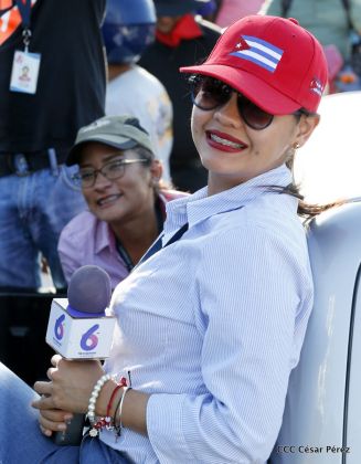 Comandante Eterno de la Patria Grande, el Hombre, el Ser Humano del Amor Gigante, Hugo Chávez Frías