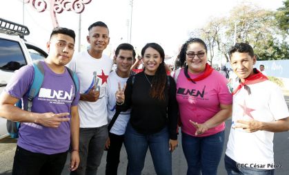 Comandante Eterno de la Patria Grande, el Hombre, el Ser Humano del Amor Gigante, Hugo Chávez Frías