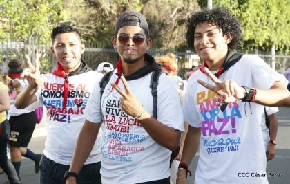 Comandante Eterno de la Patria Grande, el Hombre, el Ser Humano del Amor Gigante, Hugo Chávez Frías