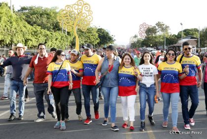 Comandante Eterno de la Patria Grande, el Hombre, el Ser Humano del Amor Gigante, Hugo Chávez Frías