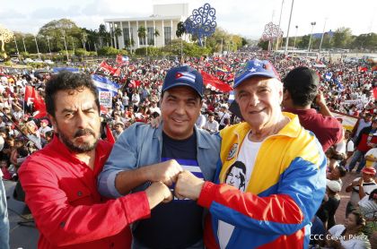 Comandante Eterno de la Patria Grande, el Hombre, el Ser Humano del Amor Gigante, Hugo Chávez Frías