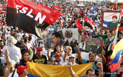 Comandante Eterno de la Patria Grande, el Hombre, el Ser Humano del Amor Gigante, Hugo Chávez Frías