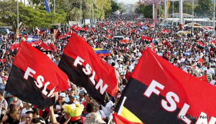 Comandante Eterno de la Patria Grande, el Hombre, el Ser Humano del Amor Gigante, Hugo Chávez Frías