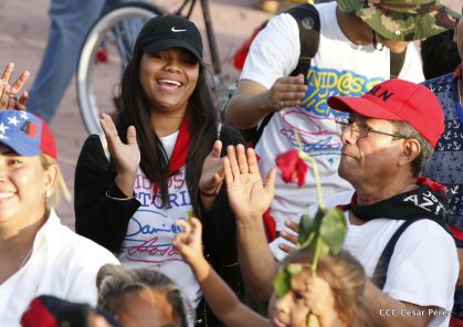 Comandante Eterno de la Patria Grande, el Hombre, el Ser Humano del Amor Gigante, Hugo Chávez Frías