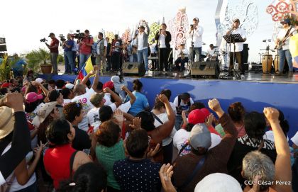 Comandante Eterno de la Patria Grande, el Hombre, el Ser Humano del Amor Gigante, Hugo Chávez Frías