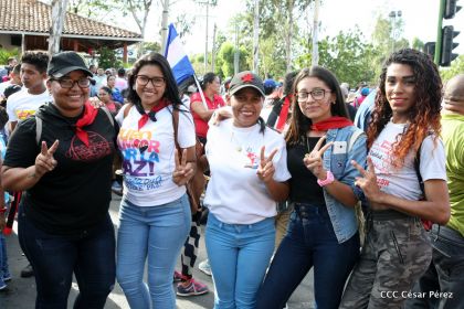 Comandante Eterno de la Patria Grande, el Hombre, el Ser Humano del Amor Gigante, Hugo Chávez Frías