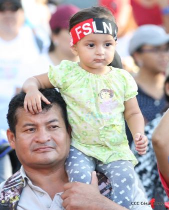 Comandante Eterno de la Patria Grande, el Hombre, el Ser Humano del Amor Gigante, Hugo Chávez Frías