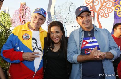 Comandante Eterno de la Patria Grande, el Hombre, el Ser Humano del Amor Gigante, Hugo Chávez Frías