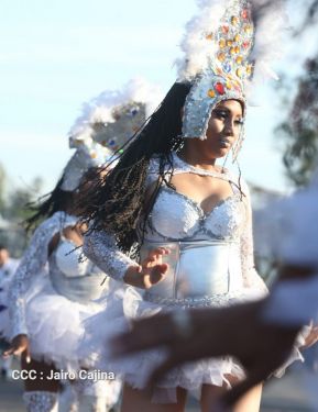 Carnaval por el Bicentenario de Managua