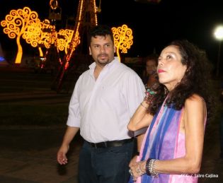 Compañera Rosario supervisa instalación de Ciudad Belén y Parque de la Niñez Feliz  