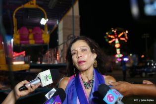 Compañera Rosario supervisa instalación de Ciudad Belén y Parque de la Niñez Feliz  