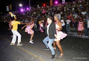 Carnaval por el Bicentenario de Managua