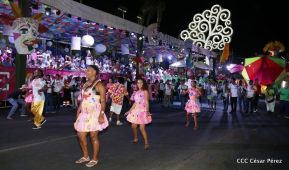 Carnaval por el Bicentenario de Managua