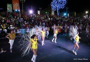 Carnaval por el Bicentenario de Managua