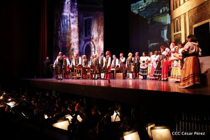Espectacular cierre del festival de la ópera lírica