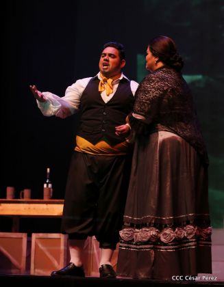 Espectacular cierre del festival de la ópera lírica