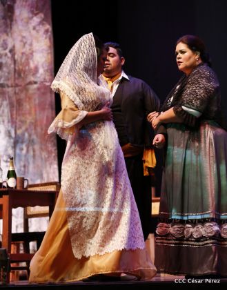 Espectacular cierre del festival de la ópera lírica