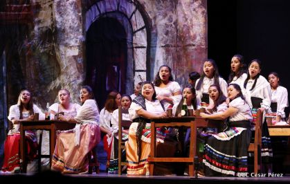 Espectacular cierre del festival de la ópera lírica