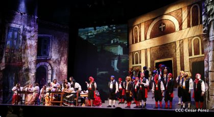 Espectacular cierre del festival de la ópera lírica