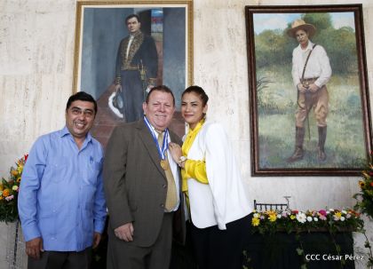 Entrega de la orden municipal año del bicentenario de la Real Villa de Managua 1819-2019