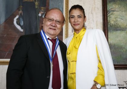 Entrega de la orden municipal año del bicentenario de la Real Villa de Managua 1819-2019