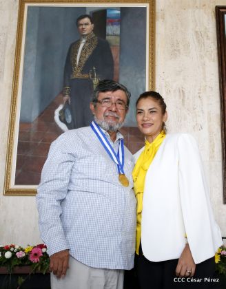 Entrega de la orden municipal año del bicentenario de la Real Villa de Managua 1819-2019