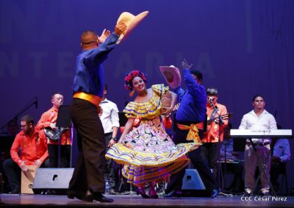 Entrega de la orden municipal año del bicentenario de la Real Villa de Managua 1819-2019