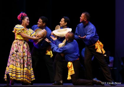 Entrega de la orden municipal año del bicentenario de la Real Villa de Managua 1819-2019