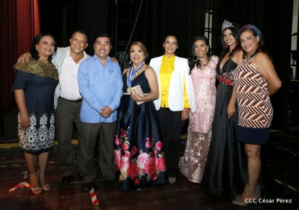 Entrega de la orden municipal año del bicentenario de la Real Villa de Managua 1819-2019