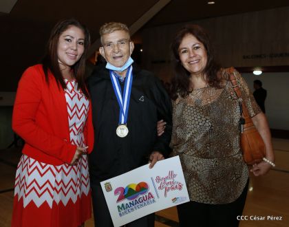 Entrega de la orden municipal año del bicentenario de la Real Villa de Managua 1819-2019