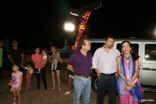 Compañera Rosario supervisa instalación de Ciudad Belén y Parque de la Niñez Feliz  