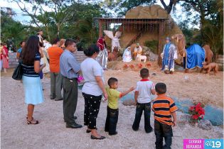 Capitalinos de desbordan en el primer día de apertura de Ciudad Belén